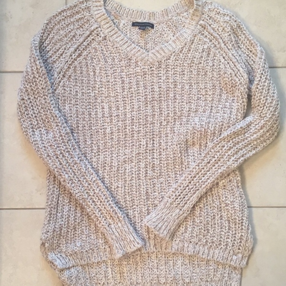 XS gold and cream sweater AEO (not outlet)